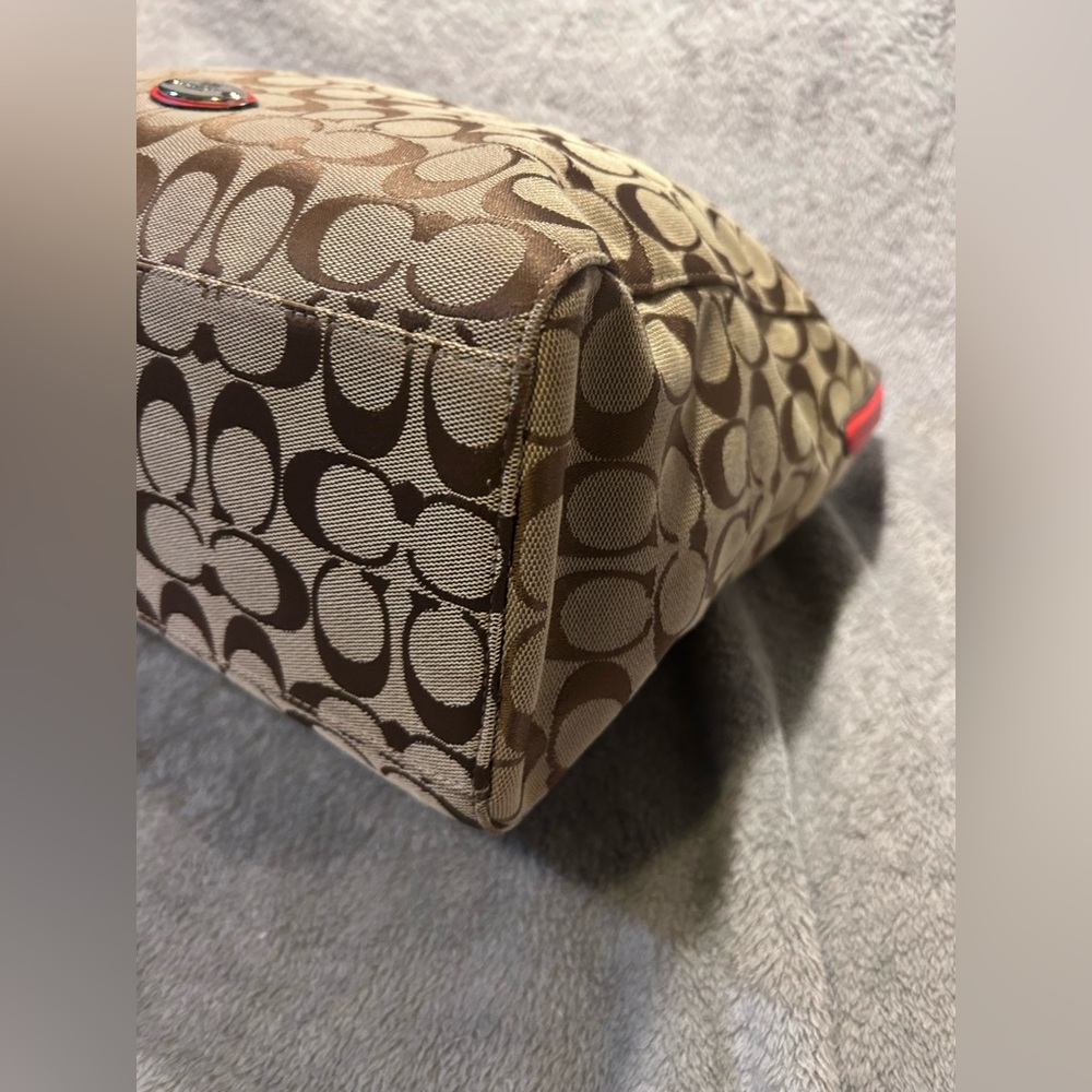 Coach Celeste Signature Hobo - Picture 11 of 15